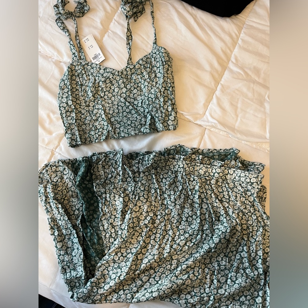 Abercrombie set